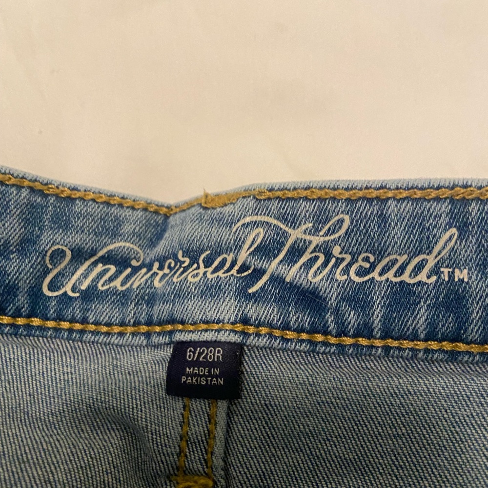 Universal Thread High Rise Skinny - Picture 3 of 3